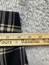 Load image into Gallery viewer, Torrid Pants Womens 3 (36x23.5) Black Beige Plaid Capri Cropped Spandex Stretch
