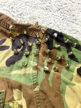 Load image into Gallery viewer, US Army Jacket Adult Medium Regular Camo Studded Westbrook Military Uniform Mens
