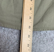 Load image into Gallery viewer, Orvis Shirt Adult Large Pickle Green Button Up Pocket Collared Casual India Mens
