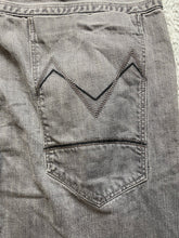 Load image into Gallery viewer, Sean John Jeans Adult 36x31.5 Gray Flat Front Baggy Hip Hop Skater Denim Mens
