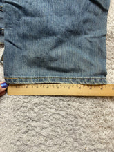 Load image into Gallery viewer, Levis 550 Jeans Adult 40x30 Denim Blue Straight Leg Relaxed Fit Streetwear Mens

