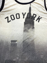 Load image into Gallery viewer, Zoo York Shirt Adult 2XL XXL Ivory Black Empire State Building Tank AOP Mens
