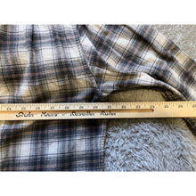 Load image into Gallery viewer, Pendleton Shirt Mens Medium Gray Plaid Button Down Long Sleeve Outdoors
