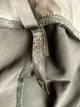 Load image into Gallery viewer, Torrid Pants Womens 2 (35x25.5) Black Tapered Leg Pull On Spandex Stretch Ladies
