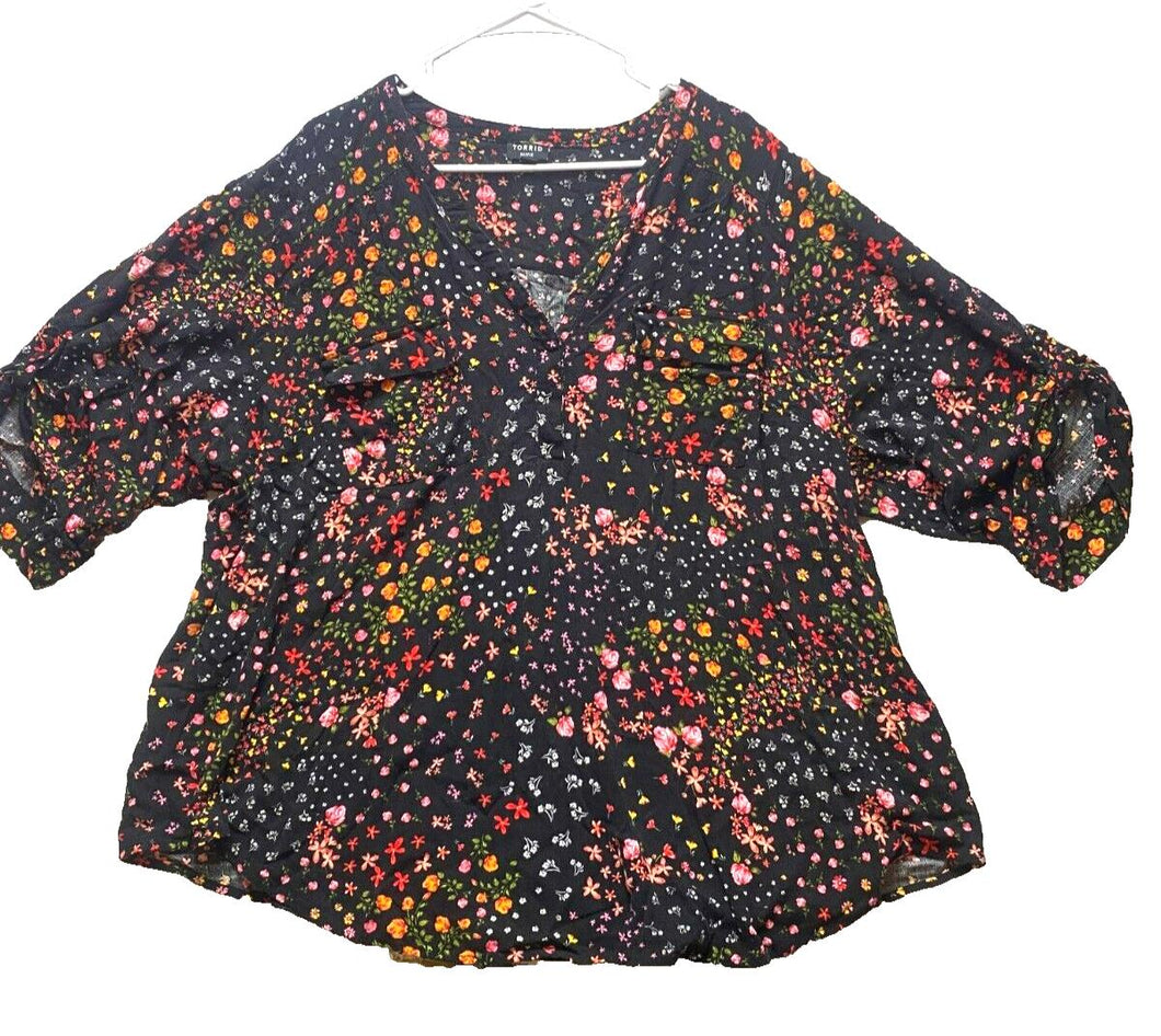 Torrid Shirt Womens 5 5X Black AOP Flower Rayon Spandex Boho Peasant Blouse Plus