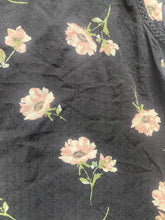 Load image into Gallery viewer, Buffalo David Bitton Shirt Womens Large Black AOP Flower Tank Blouse Viscose
