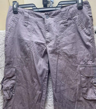 Load image into Gallery viewer, The North Face Pants Womens 10 (34x30) Cargo Pockets Outdoor Hiking A5 Series
