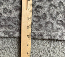 Load image into Gallery viewer, Zenergy By Chicos Sweatshirt Women 3 Gray Leopard Oversized Sherpa Fleece Hoodie
