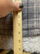 Load image into Gallery viewer, Cocomo Shirt Womens 2X Gray Plaid Lace Trim Boho Spandex Contrast Plus Ladies
