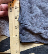 Load image into Gallery viewer, Happy Camper by Torrid Pants Womens 4 (49x24) Gray Capri Spandex Plus Ladies
