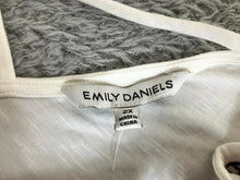 Load image into Gallery viewer, Emily Daniels Shirt Womens 2X White Boho Peasant Tunic Embroidered Plus Lady NWT
