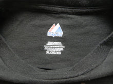 Load image into Gallery viewer, New York Yankees Shirt Adult Extra Large Captain Derek Jeter #2 Majestic Mens
