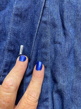 Load image into Gallery viewer, VTG Looney Tunes Shirt Womens Extra Large Button Up Denim Tweety Bunny Tunic USA
