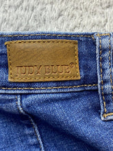 Load image into Gallery viewer, Judy Blue Jeans Womens 7/28 (26x26.5) Blue Denim Skinny Fit Button Fly Spandex

