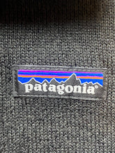 Load image into Gallery viewer, Patagonia Sweater Adult Large Black Full Zip Outdoor Hiking Sports Fleece Mens
