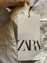 Load image into Gallery viewer, ZARA Shirt Womens Medium White Button Up Linen Cropped Oversized Blouse Lady NWT
