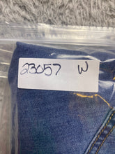 Load image into Gallery viewer, Alivia Ford Jeans Womens 24W Whiskered Rayon Spandex Fringe Hem Asymmetric Plus
