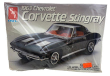 Load image into Gallery viewer, AMT/ERTL 1963 Chevrolet Corvette Stingray #6520 1:25 Scale Model Kit NEW SEALED
