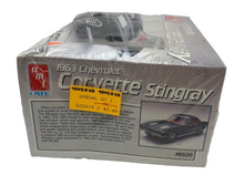 Load image into Gallery viewer, AMT/ERTL 1963 Chevrolet Corvette Stingray #6520 1:25 Scale Model Kit NEW SEALED
