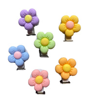 Load image into Gallery viewer, Daisy Car Air Vent Freshener Perfume Clip Diffuser Decor Floral Colorful - 6 Pac
