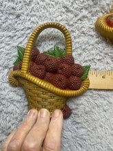Load image into Gallery viewer, 1985 Burwood Productions Wall Plaques Plastic Strawberry Raspberry Lot of 2
