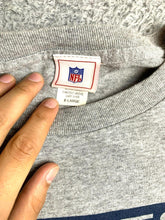 Load image into Gallery viewer, Vintage New England Patriots Shirt Adult Extra Large NFL Football Y2K Mens

