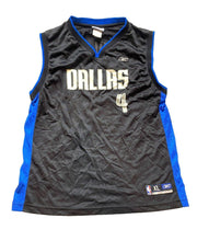 Load image into Gallery viewer, Dallas Mavericks Jersey Youth Extra Large Reebok Finley #4 NBA Basketball Boys
