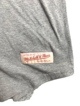 Load image into Gallery viewer, Chicago Blackhawks Shirt Adult Medium Gray Mitchell Ness NHL Hockey Sports Mens
