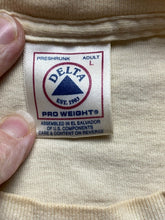 Load image into Gallery viewer, VTG Mr Fix It Shirt Adult Large Dingy White Dad Carpenter Outdoor Funny 90s Mens
