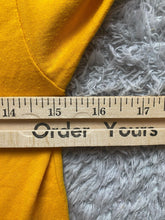 Load image into Gallery viewer, VTG Golden Memories Shirt Womens Small Goldenrod Single Stitch 20th Reunion 80s
