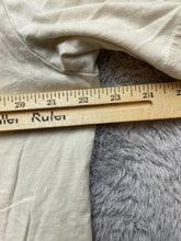 Load image into Gallery viewer, WKRP Shirt Adult Extra Large Beige Thanksgiving Turkey Drop Streetwear Mens
