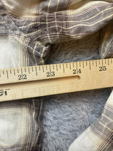 Load image into Gallery viewer, Helix Shirt Adult Extra Large Brown Beige Flannel Athletic Fit Button Up Mens
