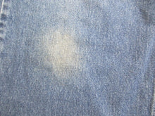 Load image into Gallery viewer, Levis 505 Jeans Adult 40x29 Blue Denim Regular Fit Straight Leg Medium Wash Mens
