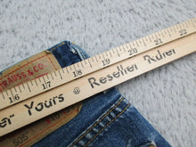 Load image into Gallery viewer, Levis 505 Jeans Adult 40x29 Blue Denim Regular Fit Straight Leg Medium Wash Mens
