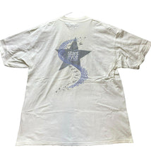 Load image into Gallery viewer, VTG Stars On Ice Shirt Adult Extra Large Ivory 2001 Signature Streetwear Mens
