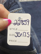 Load image into Gallery viewer, Phat Farm Jeans Adult Large (30x17.5) Straight Leg Baggy Hip Hop Cut Off Mens
