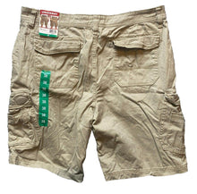 Load image into Gallery viewer, Union Bag Shorts Adult 38x10 Khaki Cargo Pockets Spandex Stretch Mens NWT
