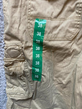 Load image into Gallery viewer, Union Bag Shorts Adult 38x10 Khaki Cargo Pockets Spandex Stretch Mens NWT
