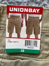Load image into Gallery viewer, Union Bag Shorts Adult 38x10 Khaki Cargo Pockets Spandex Stretch Mens NWT
