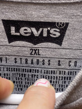 Load image into Gallery viewer, Levi’s Shirt Adult 2XL Gray Streetwear Pullover Spell Out Logo Strauss Mens
