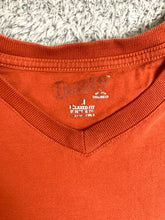 Load image into Gallery viewer, Duluth Trading Co Shirt Adult Large Coral Relaxed Fit Longtail T Pocket Mens
