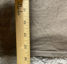 Load image into Gallery viewer, Hooked On Island Life Shirt Adult Medium Skull Crossbones Pirate Grunge Goth Men
