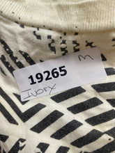 Load image into Gallery viewer, Columbus Zoo and Aquarium Shirt Adult 2XL XXL Ivory APE Gorilla Streetwear Mens
