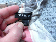 Load image into Gallery viewer, Torrid Shirt Womens 1 Striped Halter Sleeveless keyhole Blouse Flowy Ladies
