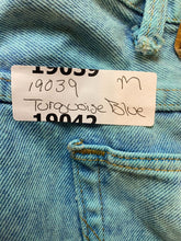 Load image into Gallery viewer, VTG Wrangler Jeans Adult 34x32 Turquoise Blue Denim Regular Fit Straight Leg Men
