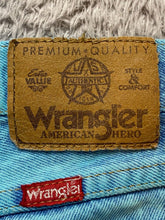 Load image into Gallery viewer, VTG Wrangler Jeans Adult 34x32 Turquoise Blue Denim Regular Fit Straight Leg Men
