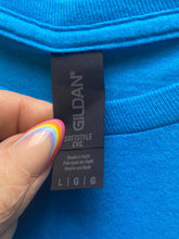 Load image into Gallery viewer, Ocracoke Coffee Shirt Mens Large Blue Island North Carolina Streetwear Pullover
