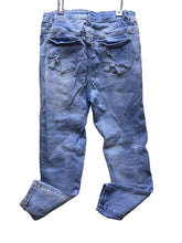 Load image into Gallery viewer, Between Us Jeans Women 14 (32x26) DISTRESSED Stretch Medium Wash Straight Leg
