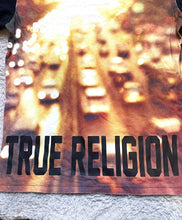 Load image into Gallery viewer, True Religion Shirt Mens Small Hip Hop Streetwear Grunge Y2K Skater Steet Cars
