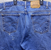 Load image into Gallery viewer, VTG Levis 505 Jeans Mens 38x30 (38x27) Fade Straight Leg Baggy Orange Tab Thrash
